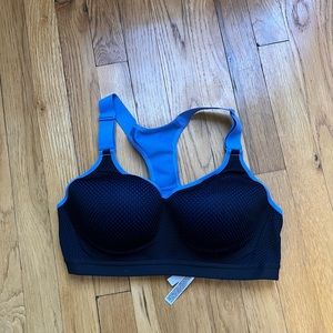 VICTORIAS SECRET sports bra 36C